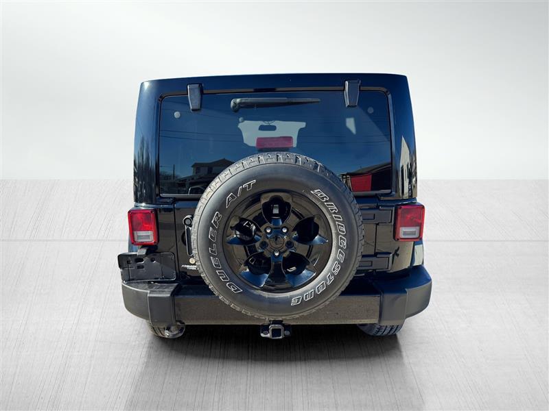 Jeep Wrangler Unlimited Sahara 4WD 2014