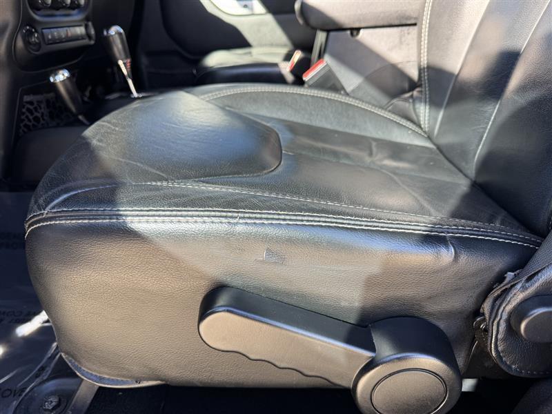 Jeep Wrangler Unlimited Sahara 4WD 2014