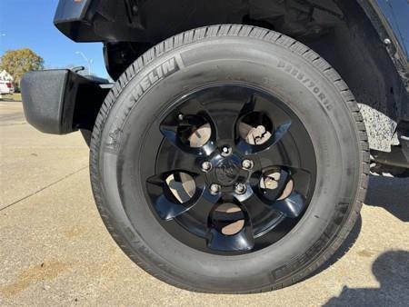 Jeep Wrangler Unlimited Sahara 4WD 2014