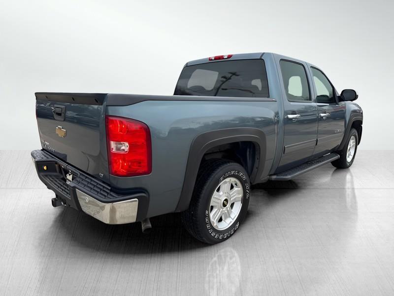 Chevrolet Silverado 1500 LT Crew Cab 4WD 2011