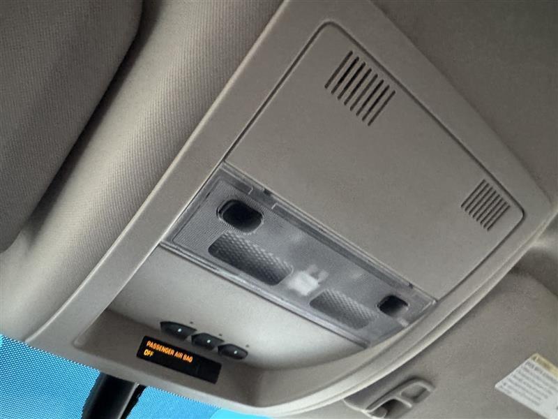 Chevrolet Silverado 1500 LT Crew Cab 4WD 2011