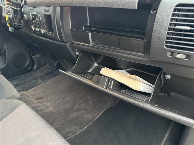 Chevrolet Silverado 1500 LT Crew Cab 4WD 2011