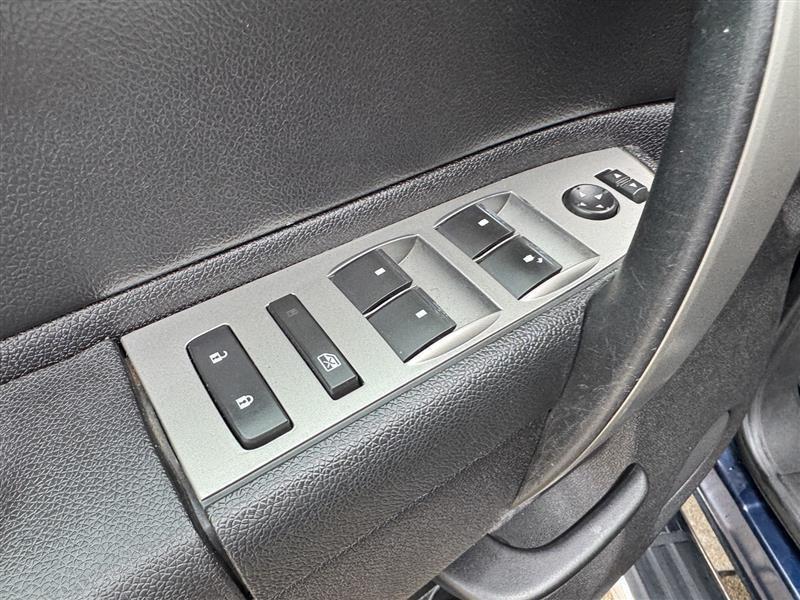 GMC Sierra 1500 SLE Crew Cab 4WD 2011