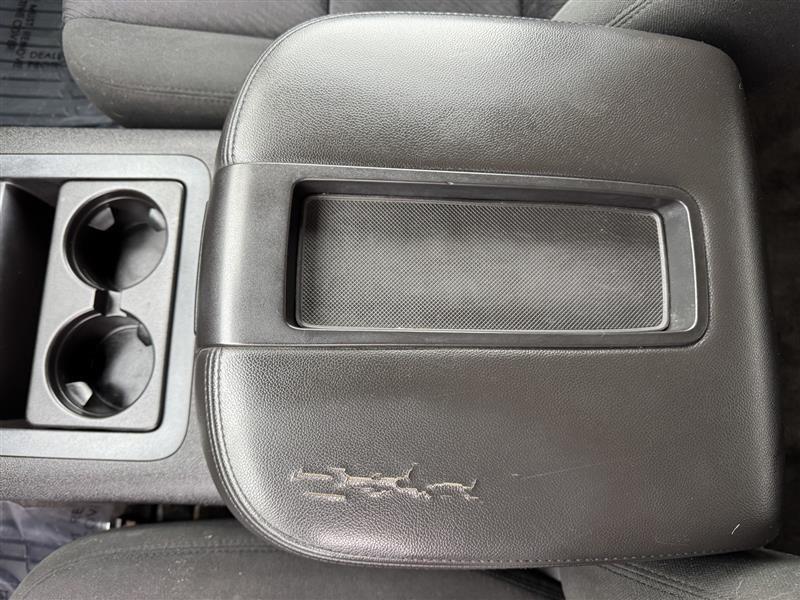 GMC Sierra 1500 SLE Crew Cab 4WD 2011