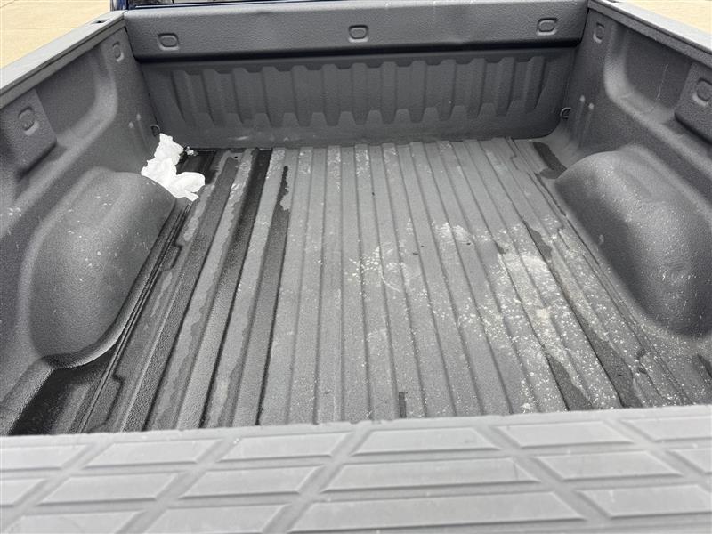 GMC Sierra 1500 SLE Crew Cab 4WD 2011