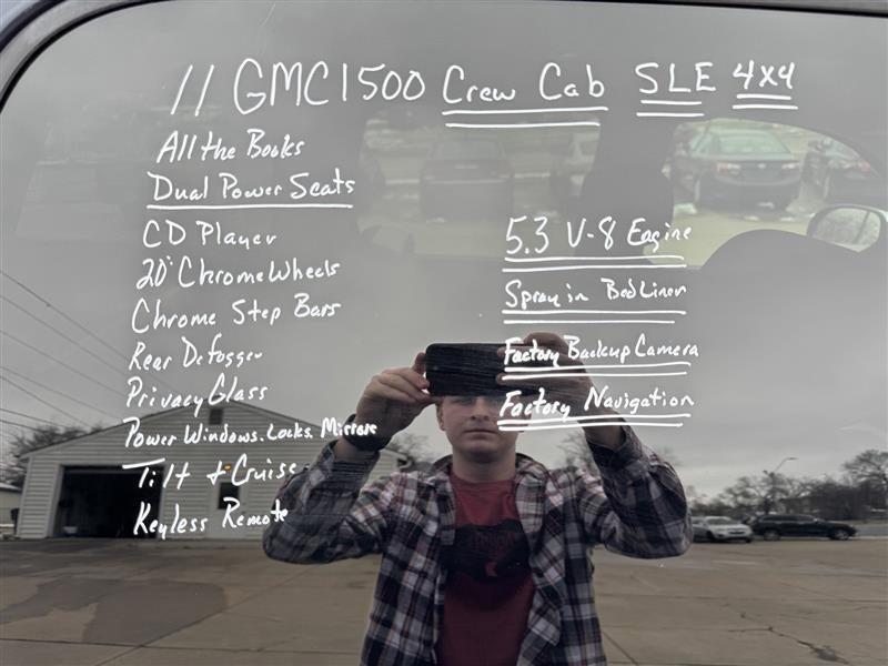 GMC Sierra 1500 SLE Crew Cab 4WD 2011