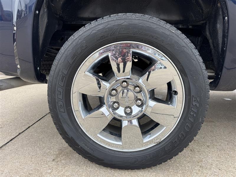 GMC Sierra 1500 SLE Crew Cab 4WD 2011