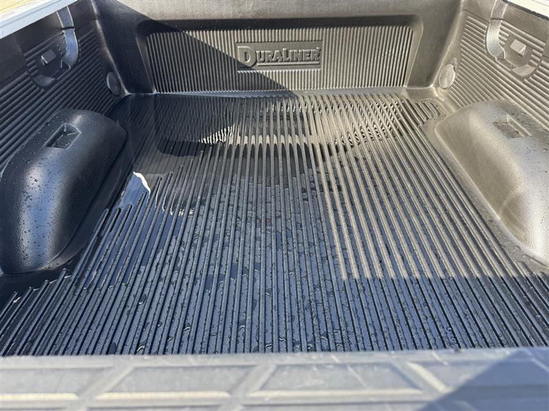 GMC Sierra 1500 SLE Crew Cab 4WD 2011