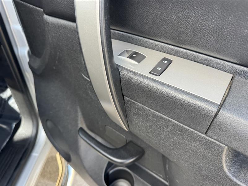 GMC Sierra 1500 SLE Crew Cab 4WD 2011