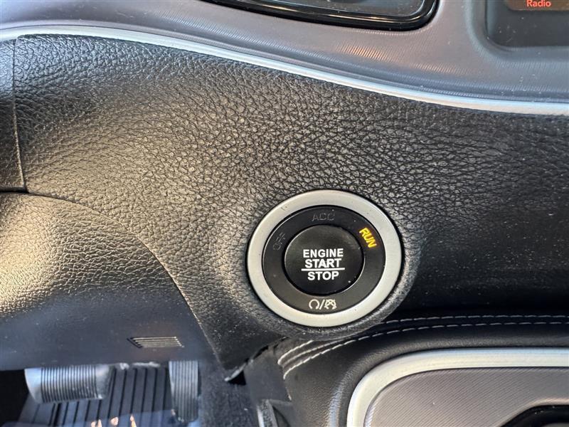 Dodge Challenger SXT AWD 2019