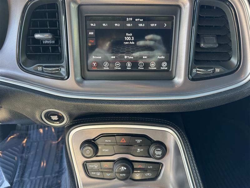 Dodge Challenger SXT AWD 2019