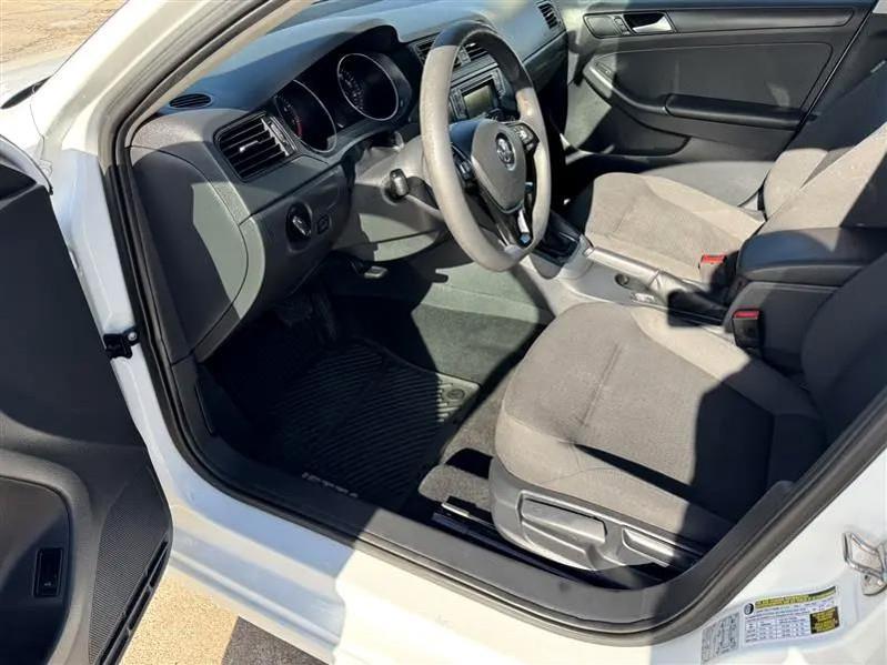 Volkswagen Jetta 1.4T S w/Technology 6A 2016