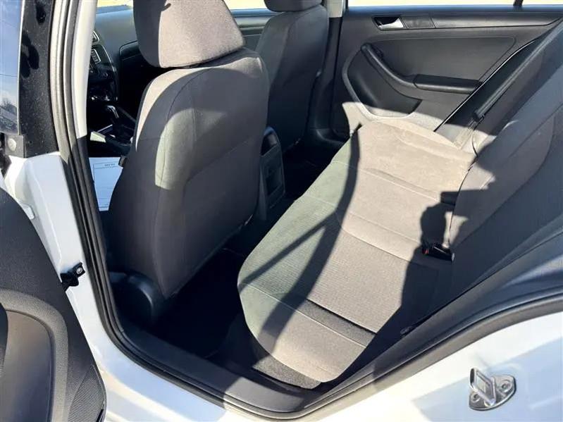 Volkswagen Jetta 1.4T S w/Technology 6A 2016