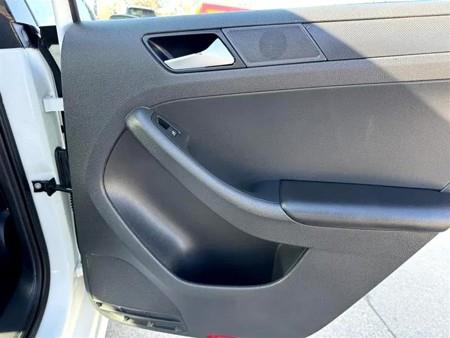 Volkswagen Jetta 1.4T S w/Technology 6A 2016