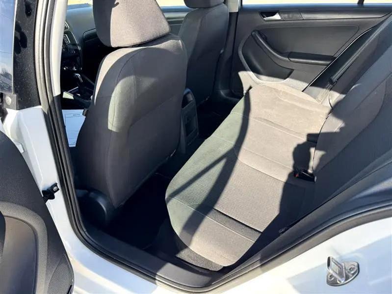 Volkswagen Jetta 1.4T S w/Technology 6A 2016