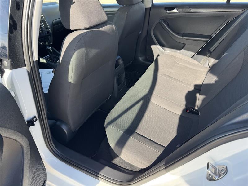 Volkswagen Jetta 1.4T S w/Technology 6A 2016