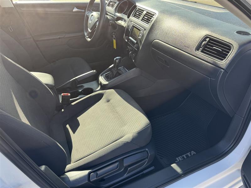 Volkswagen Jetta 1.4T S w/Technology 6A 2016
