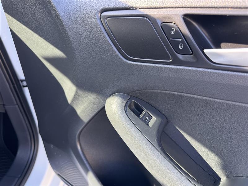 Volkswagen Jetta 1.4T S w/Technology 6A 2016