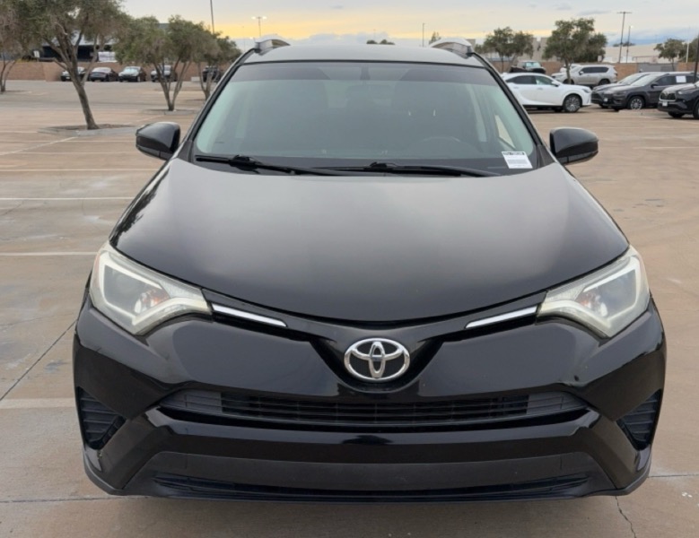 Toyota RAV4 LE FWD 2016