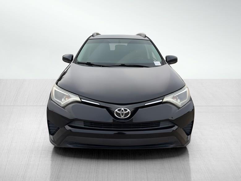 Toyota RAV4 LE FWD 2016