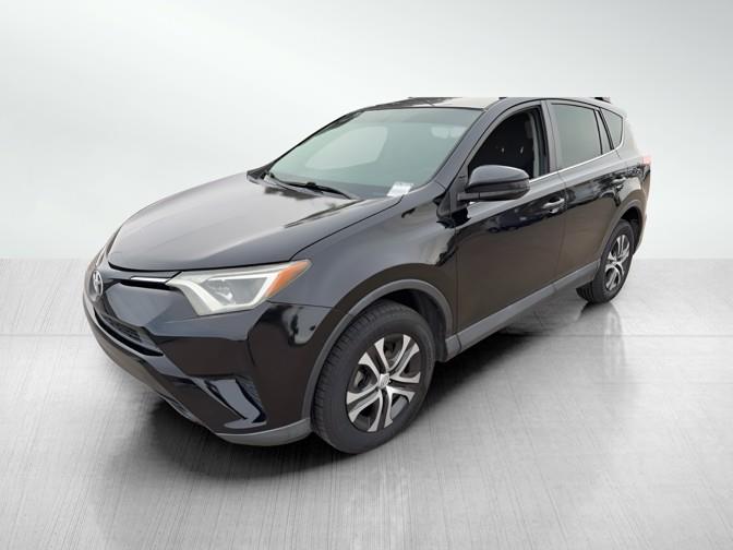 Toyota RAV4 LE FWD 2016