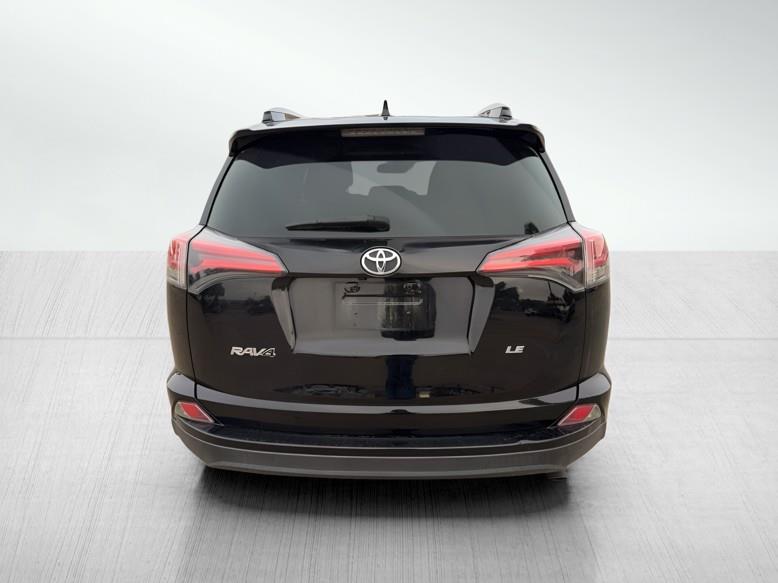 Toyota RAV4 LE FWD 2016