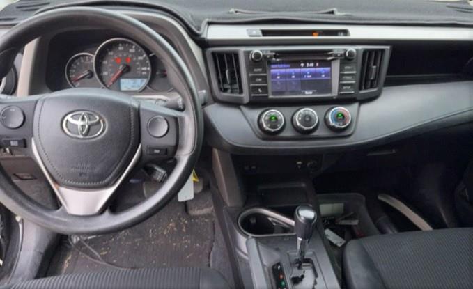 Toyota RAV4 LE FWD 2016