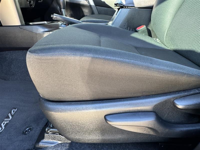 Toyota RAV4 LE FWD 2016