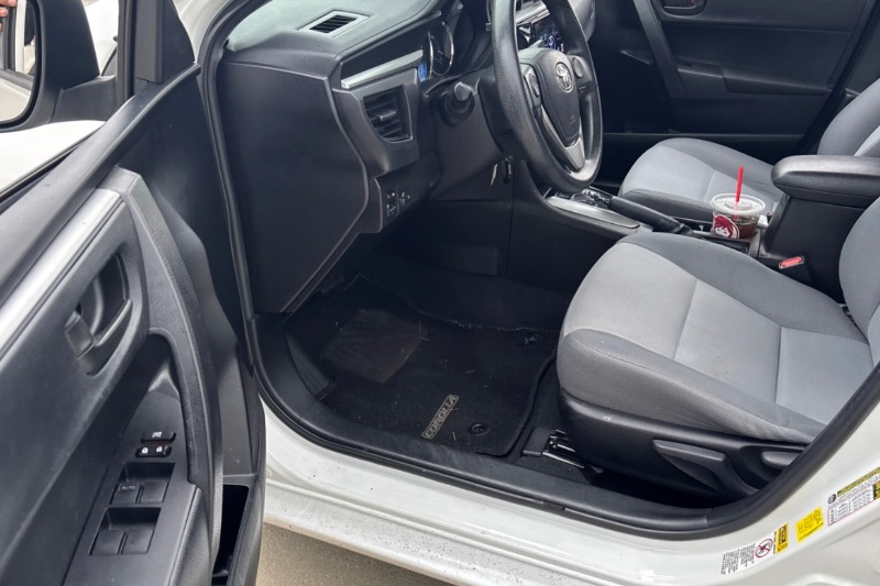 Toyota Corolla L 2015