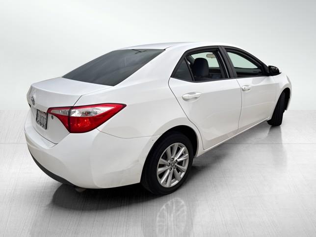 Toyota Corolla L 2015