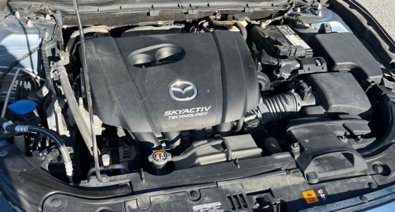 Mazda MAZDA3 i Sport 2015