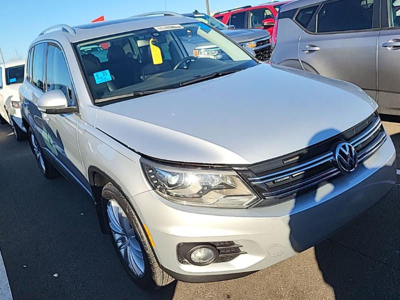 Volkswagen Tiguan SE 2016