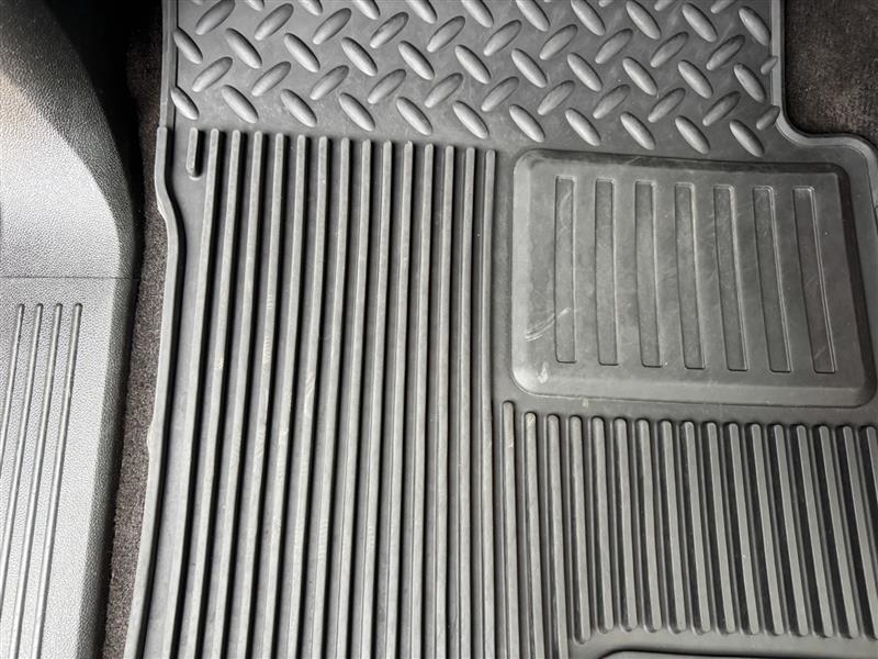 Chevrolet Silverado 1500 LT Crew Cab 4WD 2012