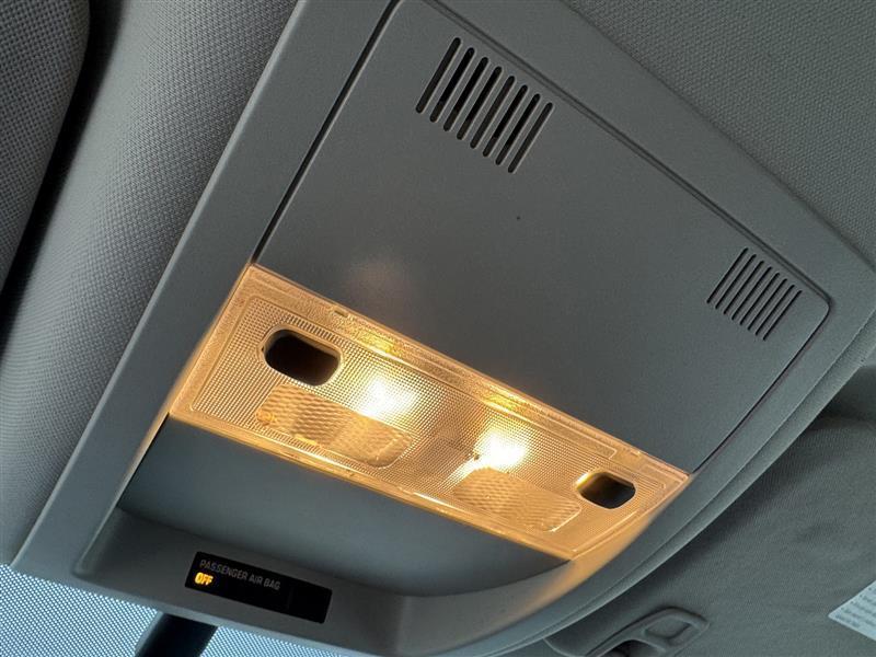 Chevrolet Silverado 1500 LT Crew Cab 4WD 2012