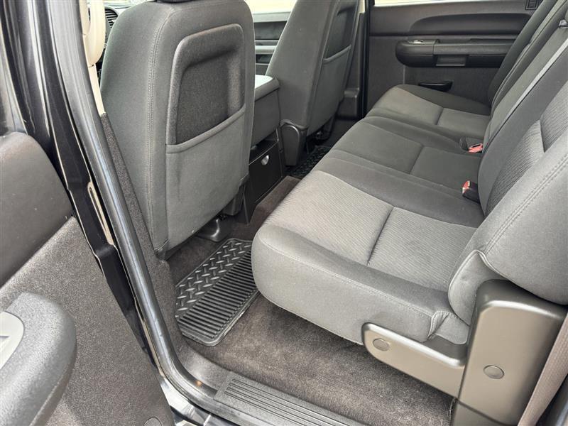 Chevrolet Silverado 1500 LT Crew Cab 4WD 2012