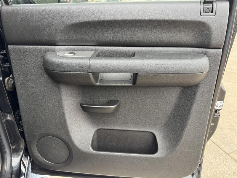 Chevrolet Silverado 1500 LT Crew Cab 4WD 2012