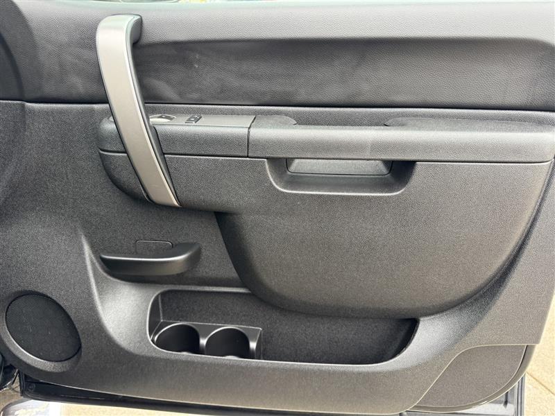 Chevrolet Silverado 1500 LT Crew Cab 4WD 2012