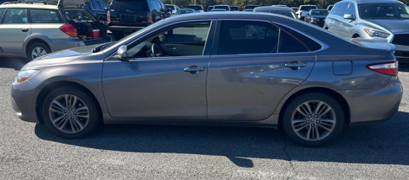 Toyota Camry SE 2016