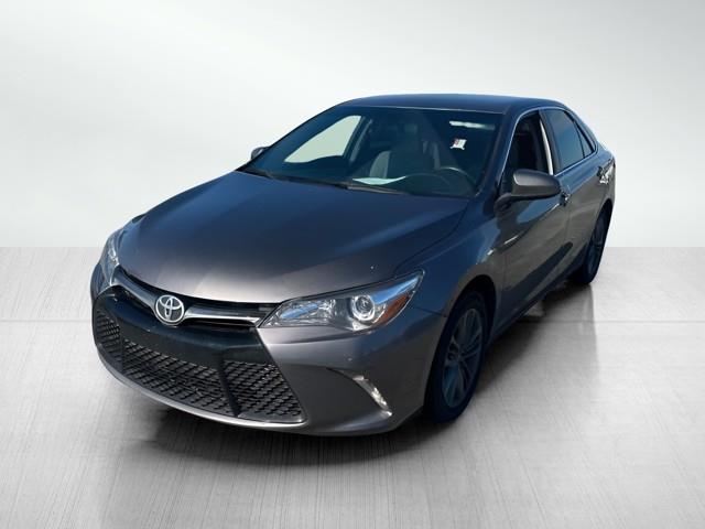Toyota Camry SE 2016