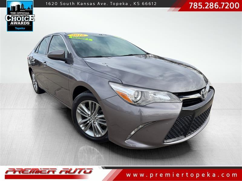 2016 Toyota Camry SE