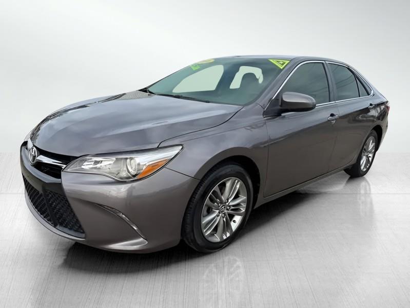 Toyota Camry SE 2016