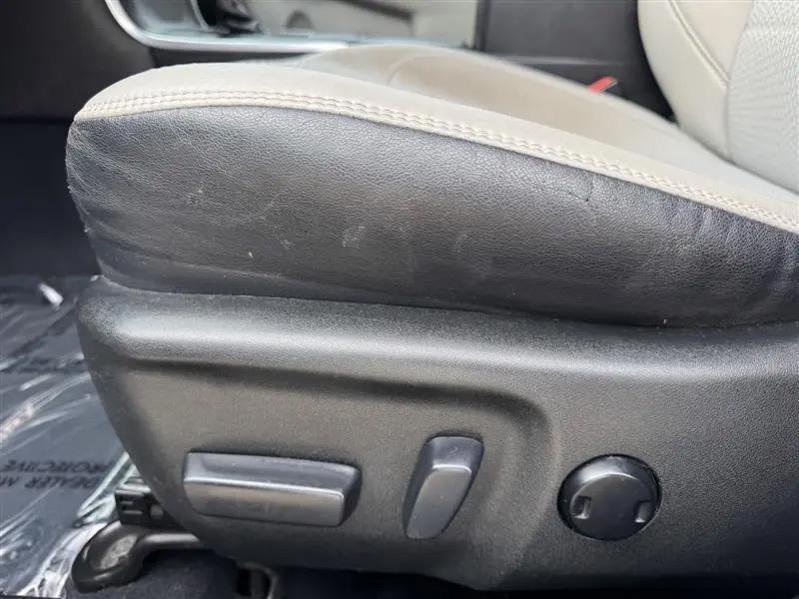 Toyota Camry SE 2016