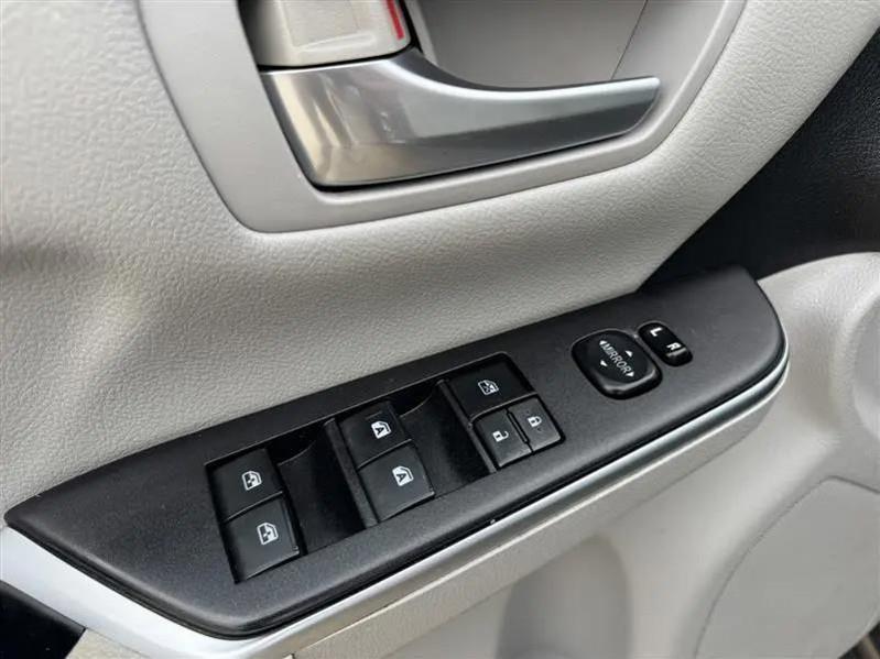 Toyota Camry SE 2016