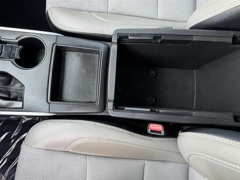 Toyota Camry SE 2016