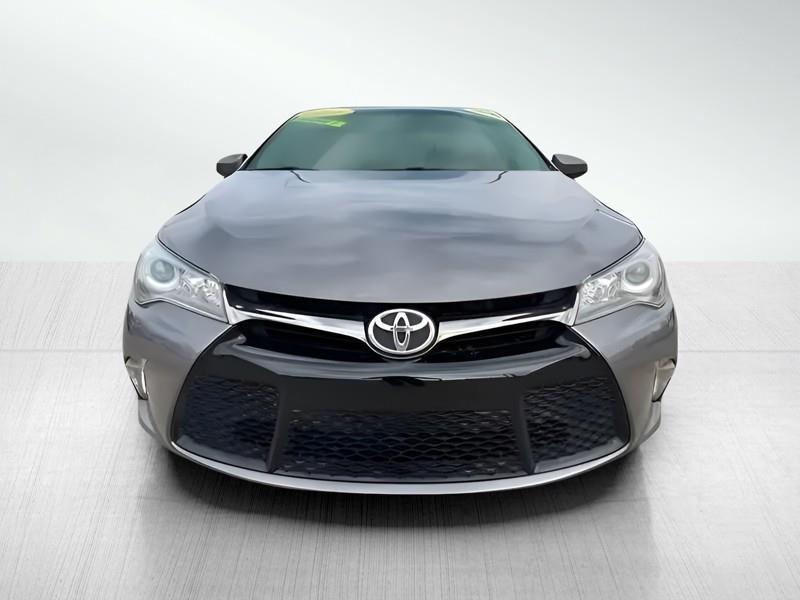 Toyota Camry SE 2016