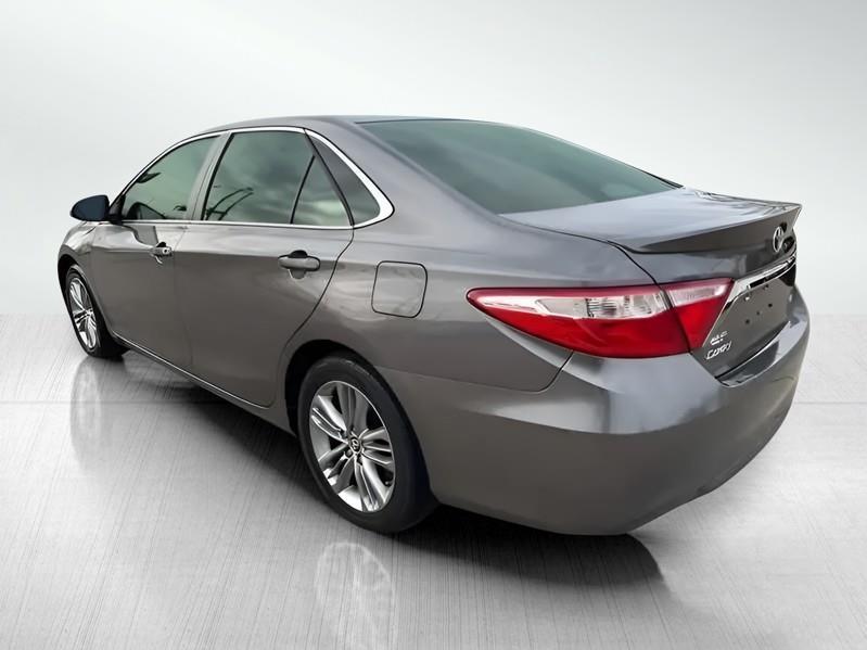 Toyota Camry SE 2016