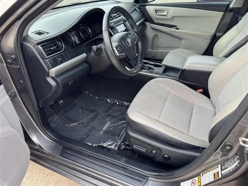 Toyota Camry SE 2016