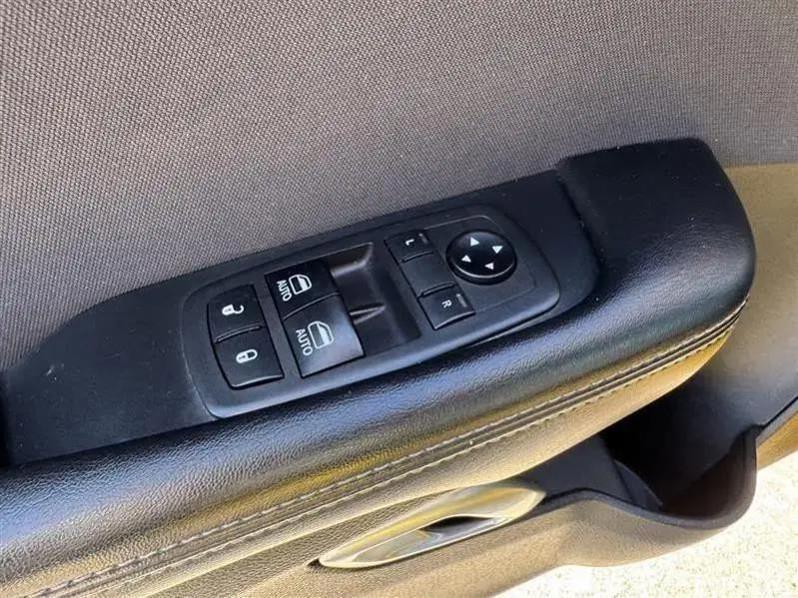 Dodge Challenger SXT 2018