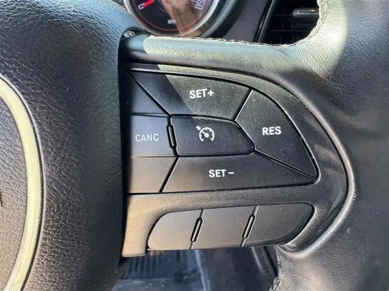 Dodge Challenger SXT 2018