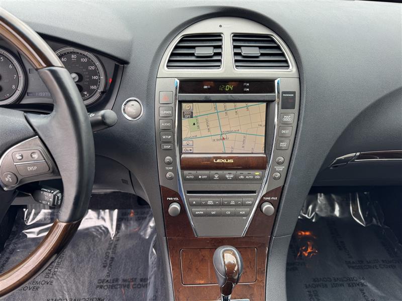 Lexus ES 350 Sedan 2011